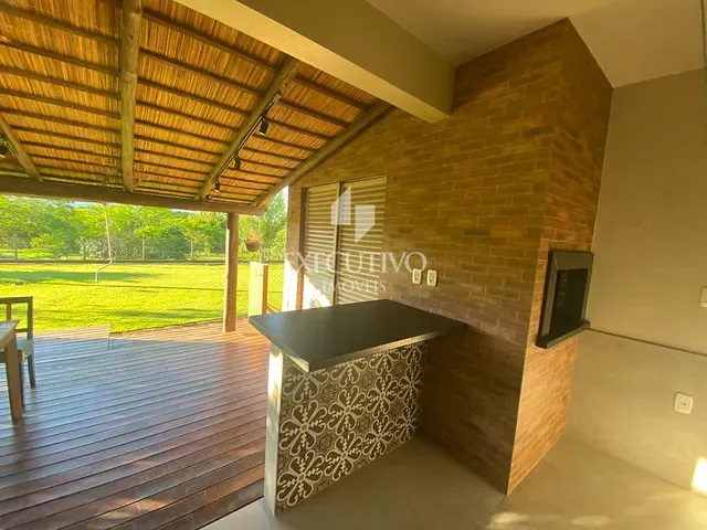 Casa com 960m² 4 quartos e 4 banheiros, à venda, no bairro Centro em Arroio do Meio