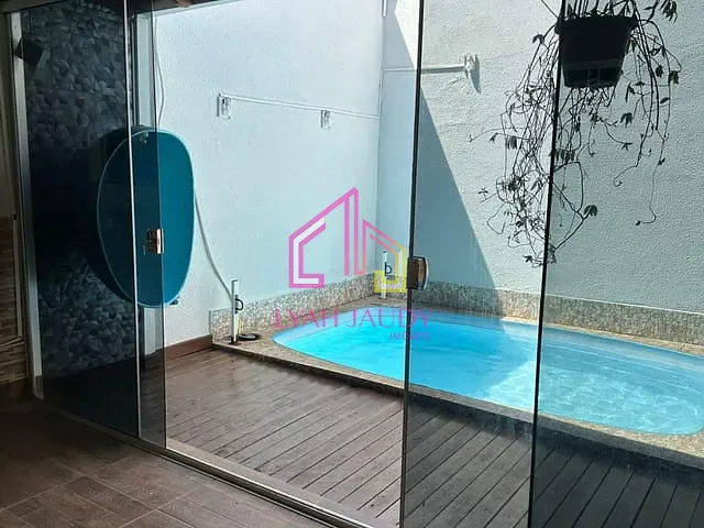 Casa com 250m² 3 quartos e 2 banheiros, à venda, no bairro Recanto dos Pássaros em Cuiabá