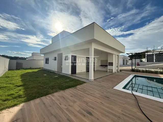 Casa com 400m² 3 quartos e 2 banheiros, à venda, no bairro itapema em Guararema