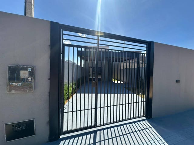 Casa com 188m² 2 quartos e 1 banheiro, à venda, no bairro Sonhalto Videira em Sinop