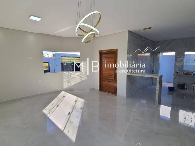 Casa com 238m² 3 quartos e 2 banheiros, à venda, no bairro Residencial Jardins em Lavras
