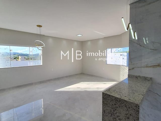 Casa com 238m² 3 quartos e 2 banheiros, à venda, no bairro Residencial Jardins em Lavras