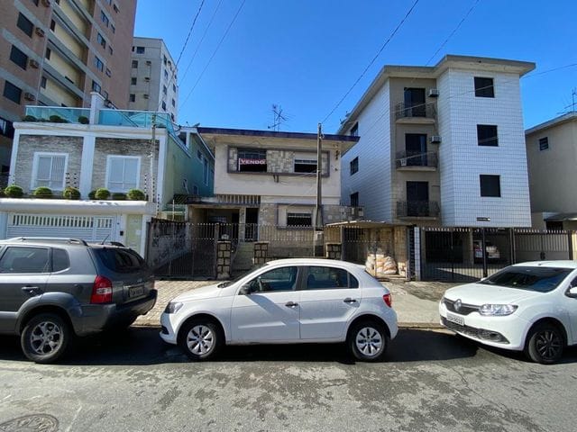 Casa com 225m² 5 quartos e 4 banheiros, à venda, no bairro Aparecida em Santos