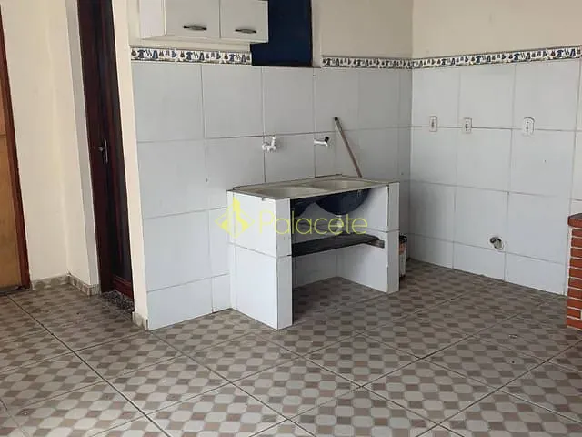 Casa com 198m² 3 quartos e 2 banheiros, à venda, no bairro Residencial Comercial Cidade Vista Alegre em Pindamonhangaba
