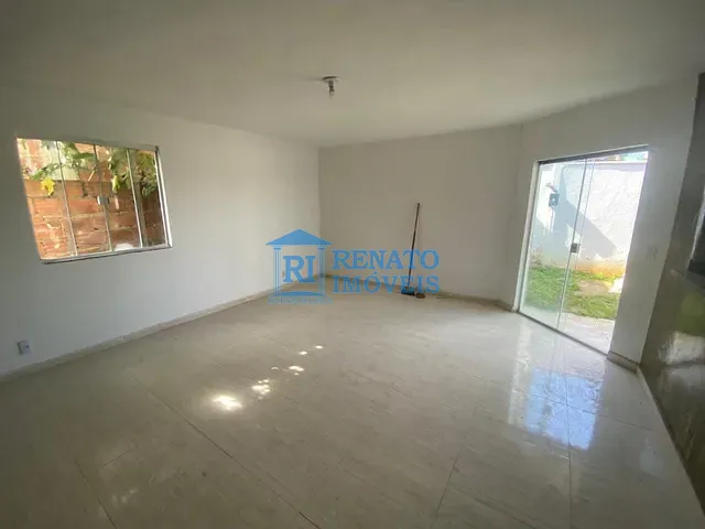 Casa com 360m² 4 quartos e 2 banheiros, à venda, no bairro Itapeba em Maricá