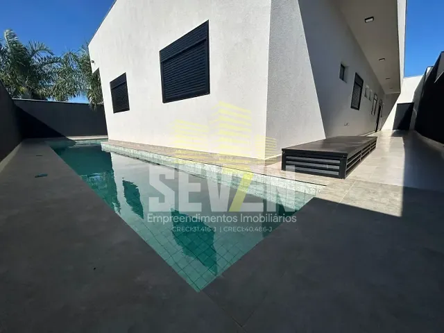 Casa com 450m² 4 quartos e 6 banheiros, para alugar, no bairro Residencial Lago Sul em Bauru