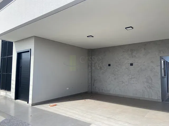 Casa com 275m² 3 quartos e 2 banheiros, à venda, no bairro Residencial Interlagos em Apucarana