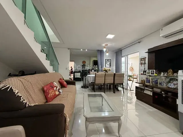 Casa 4 quartos e 4 banheiros, à venda, no bairro Morros em Teresina