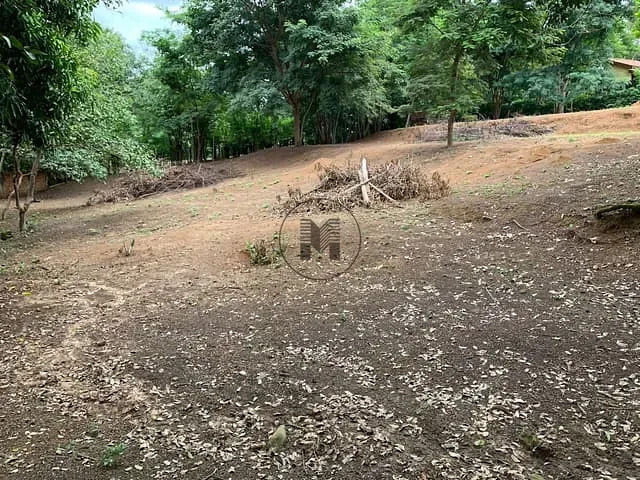 Casa com 3200m², à venda, no bairro Bom Jardim I em Guaratinguetá