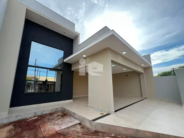 Casa 3 quartos e 2 banheiros, à venda, no bairro Jardim Nobre em Rolândia
