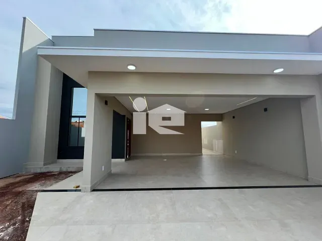 Casa 3 quartos e 2 banheiros, à venda, no bairro Jardim Nobre em Rolândia