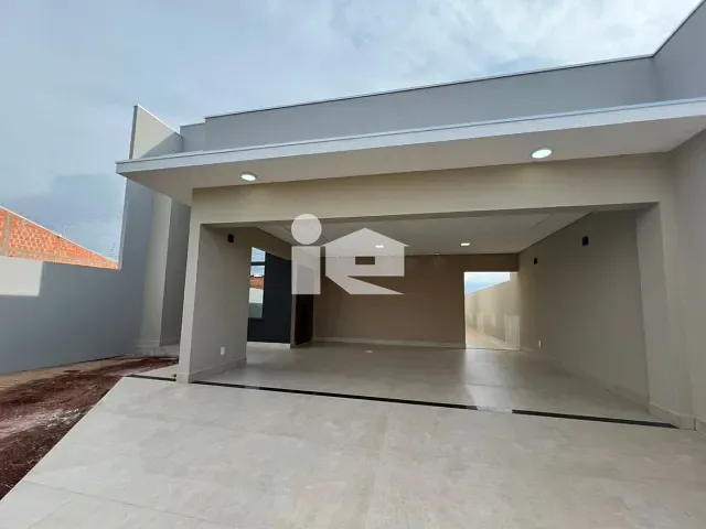 Casa 3 quartos e 2 banheiros, à venda, no bairro Jardim Nobre em Rolândia