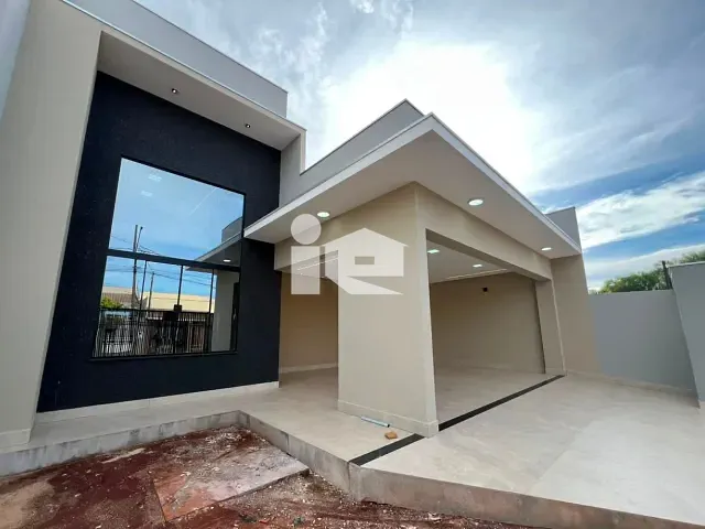 Casa 3 quartos e 2 banheiros, à venda, no bairro Jardim Nobre em Rolândia