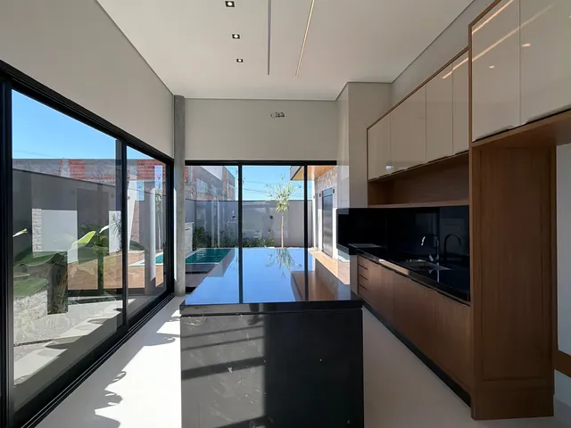 Casa 3 quartos e 1 banheiro, à venda, no bairro Jardim Florença em Nova Odessa