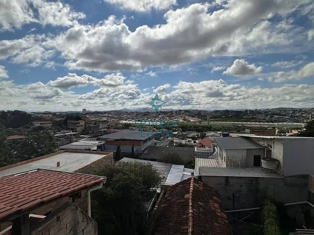 Casa 4 quartos e 2 banheiros, à venda, no bairro Providência em Belo Horizonte