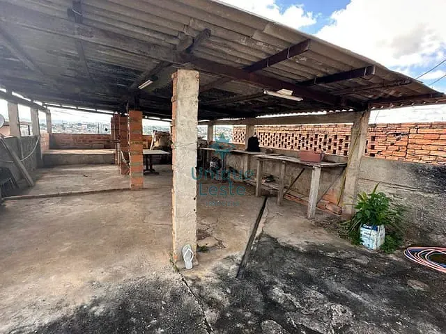 Casa 4 quartos e 2 banheiros, à venda, no bairro Providência em Belo Horizonte