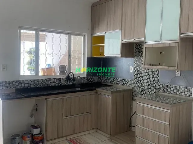 Casa com 127m² 2 quartos e 2 banheiros, à venda, no bairro Jardim Limoeiro em São José dos Campos