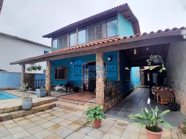 Casa 5 quartos e 6 banheiros, à venda, no bairro Centro em Maricá