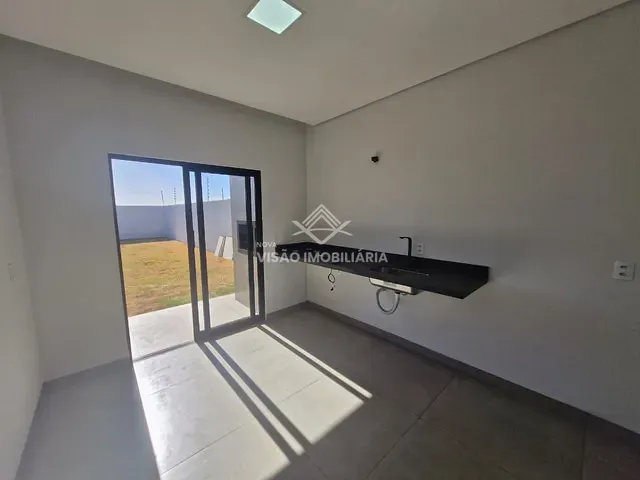 Casa 3 quartos e 2 banheiros, à venda, no bairro Sonhalto Videira em Sinop