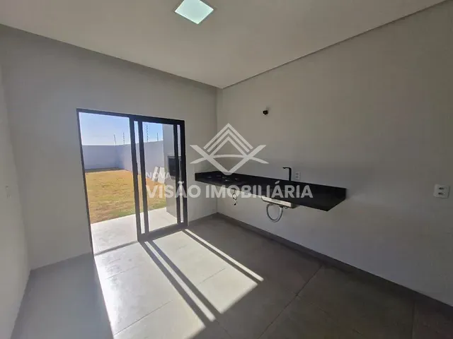 Casa 3 quartos e 2 banheiros, à venda, no bairro Sonhalto Videira em Sinop