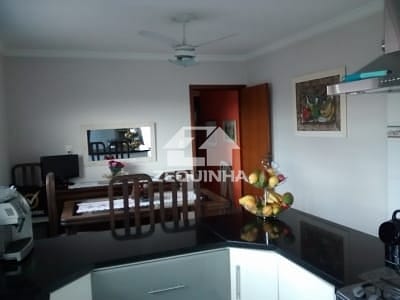 Casa, 3 quartos, 237 m² - Foto 4