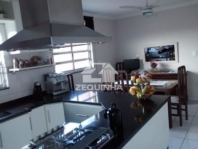 Casa, 3 quartos, 237 m² - Foto 7