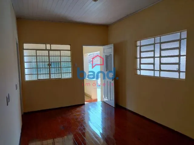 Casa com 100m² 3 quartos e 2 banheiros, à venda, no bairro Centro em Porto Feliz