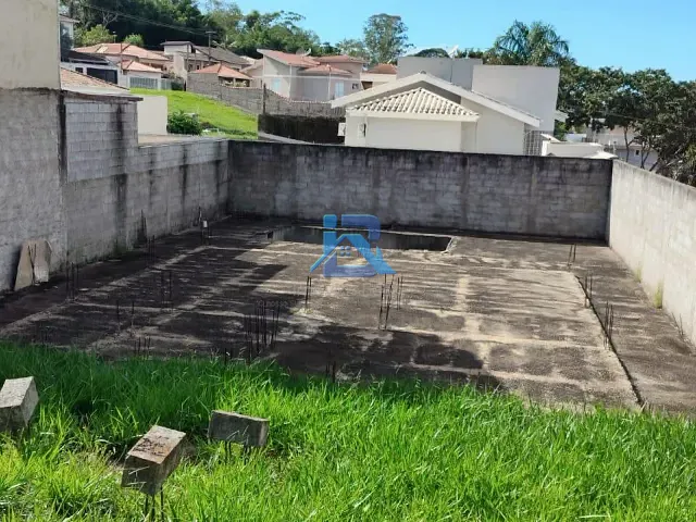 Casa com 360m² 3 quartos e 2 banheiros, à venda, no bairro Giardino D  Itália em Itatiba