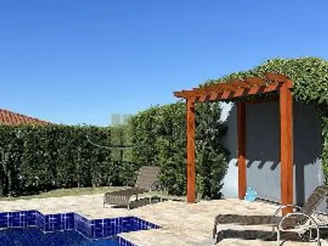 Casa com 641m² 3 quartos e 4 banheiros, à venda, no bairro Jardim Presidente Kennedy em Apucarana