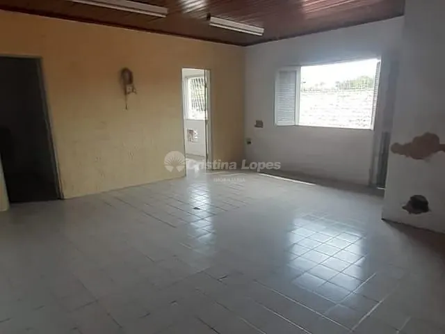Casa com 413m² 15 quartos e 4 banheiros, à venda, no bairro Fátima em Teresina