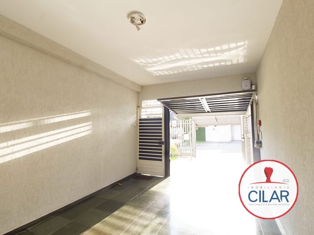 Casa com 536m² 7 quartos e 7 banheiros, à venda, no bairro Hugo Lange em Curitiba