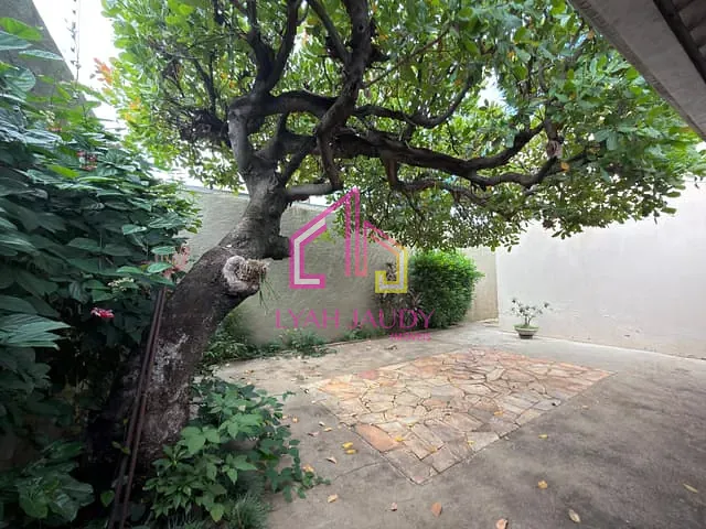 Casa com 360m² 4 quartos e 3 banheiros, à venda, no bairro Jardim Tropical em Cuiabá