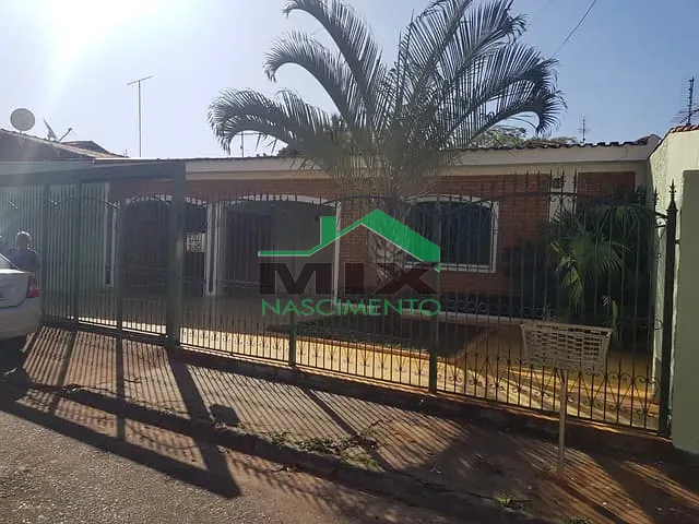 Casa com 264m² 3 quartos e 2 banheiros, à venda, no bairro Nova Esplanada em Barretos