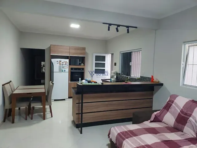 Casa com 240m² 2 quartos e 2 banheiros, à venda, no bairro Jardim Majestic em São José dos Campos