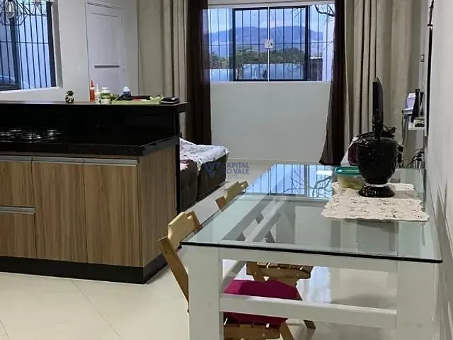 Casa com 240m² 2 quartos e 2 banheiros, à venda, no bairro Jardim Majestic em São José dos Campos