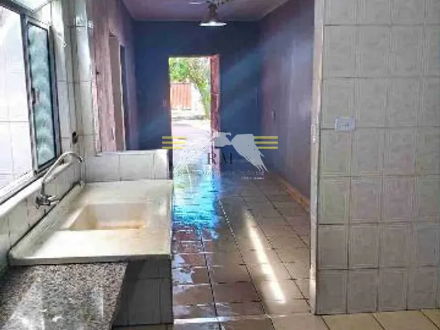 Casa com 150m² 2 quartos e 1 banheiro, à venda, no bairro Esmeralda em Praia Grande