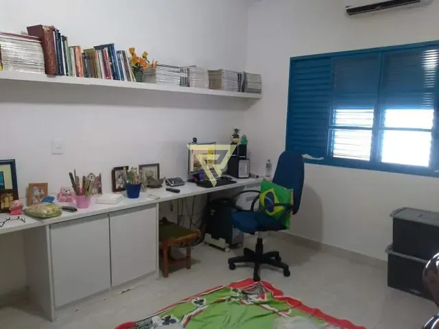 Casa com 141m² 4 quartos e 3 banheiros, à venda, no bairro Campos Elíseos em Ribeirão Preto