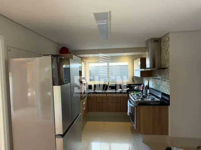 Casa com 448m² 4 quartos e 5 banheiros, à venda, no bairro Vila Aviaçao em Bauru