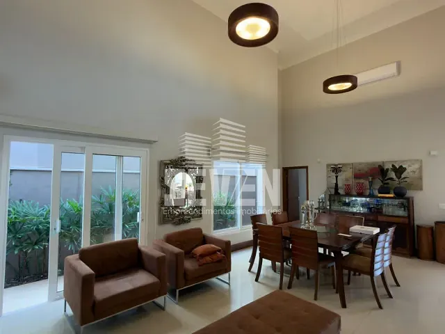 Casa com 448m² 4 quartos e 5 banheiros, à venda, no bairro Vila Aviaçao em Bauru