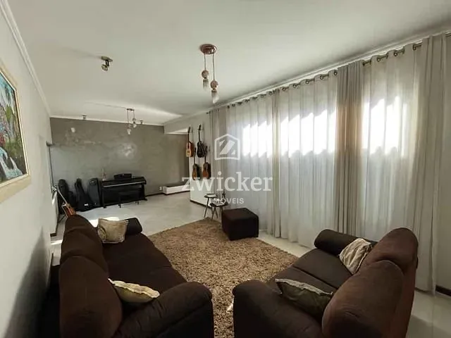 Casa com 440m² 5 quartos e 7 banheiros, à venda, no bairro Parque Jardim Europa em Bauru