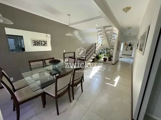 Casa com 440m² 5 quartos e 7 banheiros, à venda, no bairro Parque Jardim Europa em Bauru