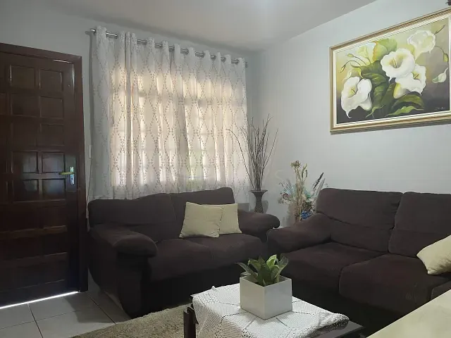 Casa 2 quartos e 1 banheiro, à venda, no bairro Igrejinha em Apucarana