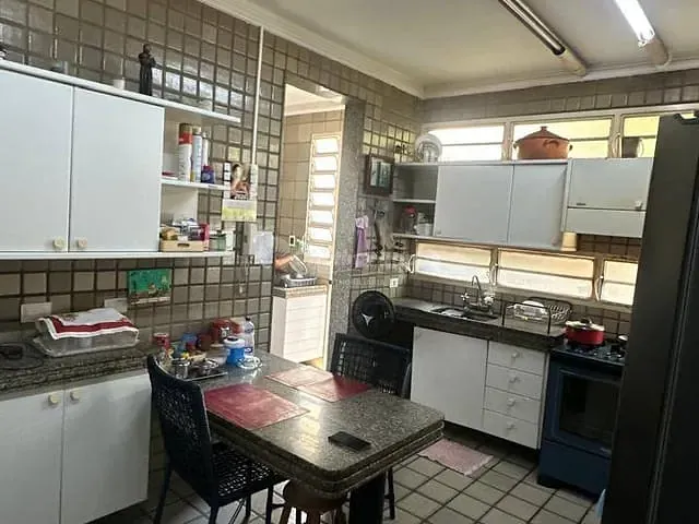 Casa com 765m² 4 quartos e 5 banheiros, à venda, no bairro Fátima em Teresina