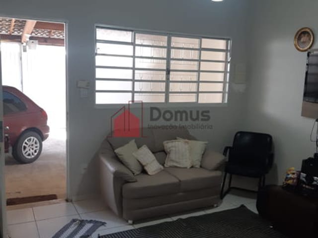 Casa com 200m², à venda, no bairro Parque das Palmeiras em Pindamonhangaba