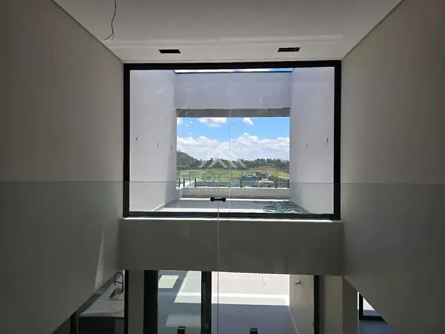 Casa com 464m² 4 quartos e 7 banheiros, à venda, no bairro Vila Maringá em Jundiaí