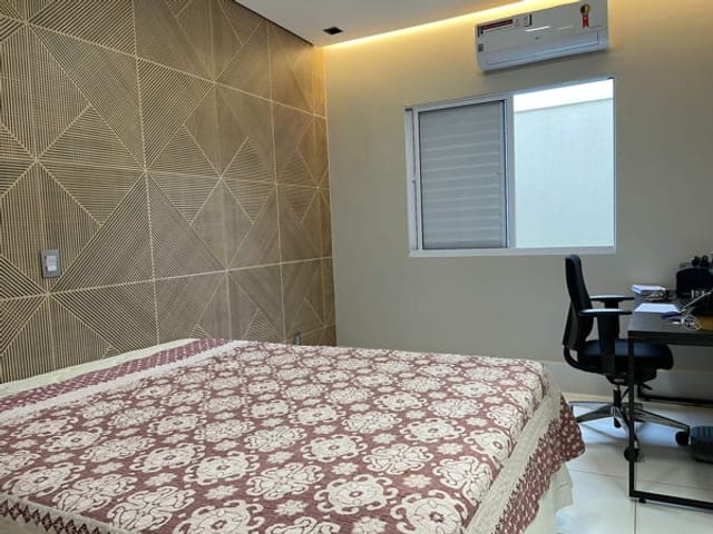 Casa com 242m² 3 quartos e 4 banheiros, à venda, no bairro Ribeirão do Lipa em Cuiabá