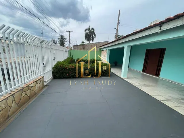 Casa com 360m² 3 quartos e 3 banheiros, para alugar, no bairro Jardim Tropical em Cuiabá