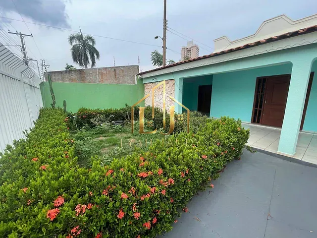 Casa com 360m² 3 quartos e 3 banheiros, para alugar, no bairro Jardim Tropical em Cuiabá