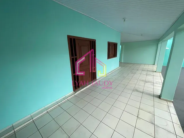 Casa com 360m² 3 quartos e 3 banheiros, para alugar, no bairro Jardim Tropical em Cuiabá