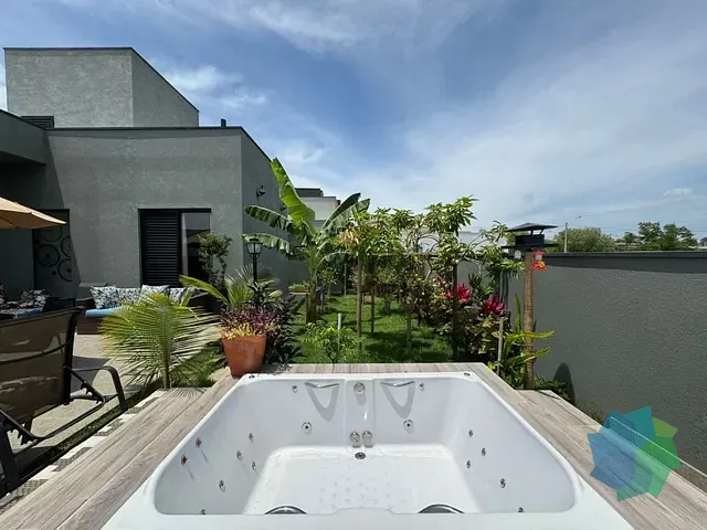 Casa com 372m² 2 quartos e 2 banheiros, à venda, no bairro Condomínio Residencial Una em Itu